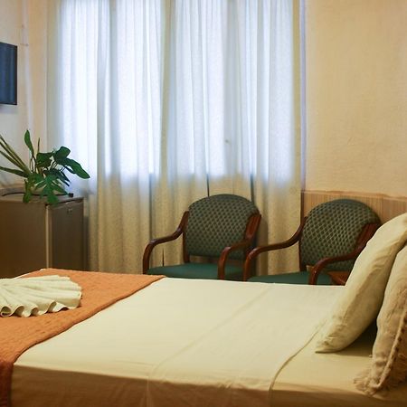 Hotel Maya Corozal Town Esterno foto