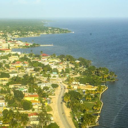 Hotel Maya Corozal Town Esterno foto