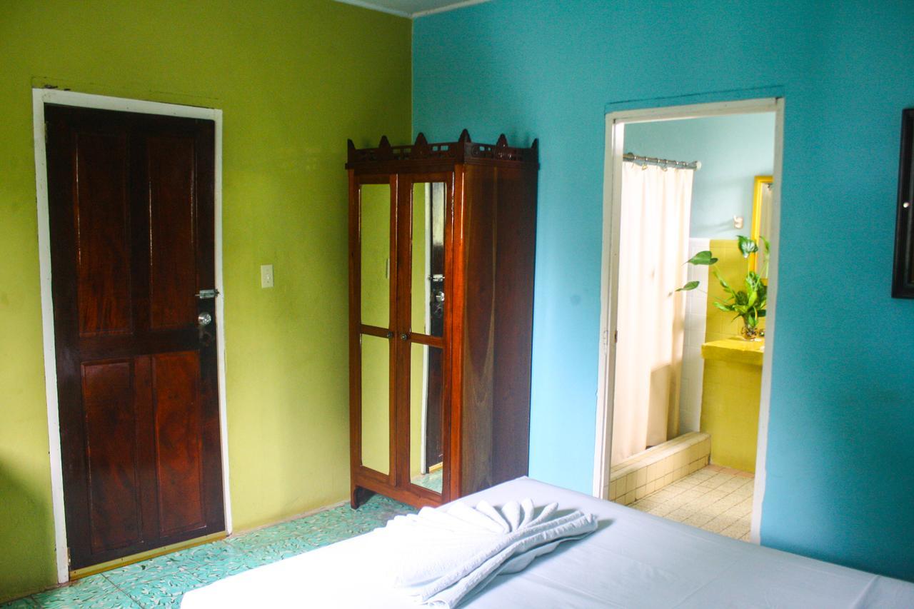 Hotel Maya Corozal Town Esterno foto